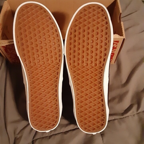 Vans - Picture 4 of 4